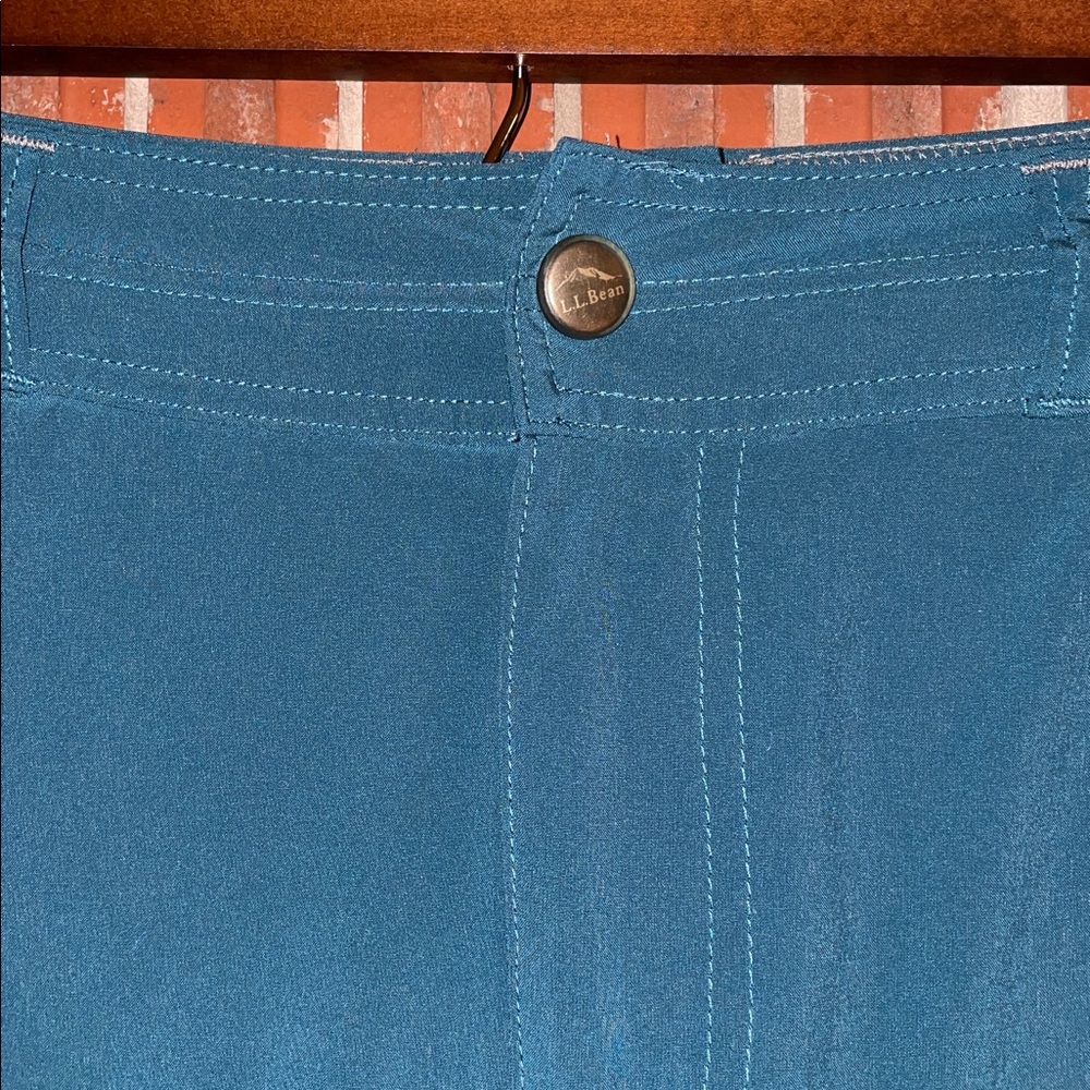 LL Bean Women’s Comfort Skort Size 10 - Picture 2 of 7
